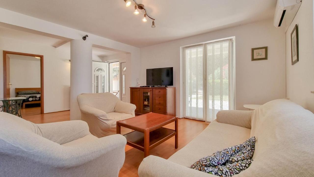 Ena Appartement Novigrad Istria Buitenkant foto