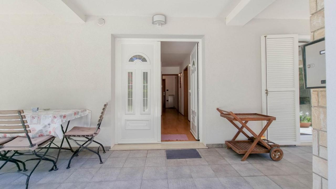 Ena Appartement Novigrad Istria Buitenkant foto