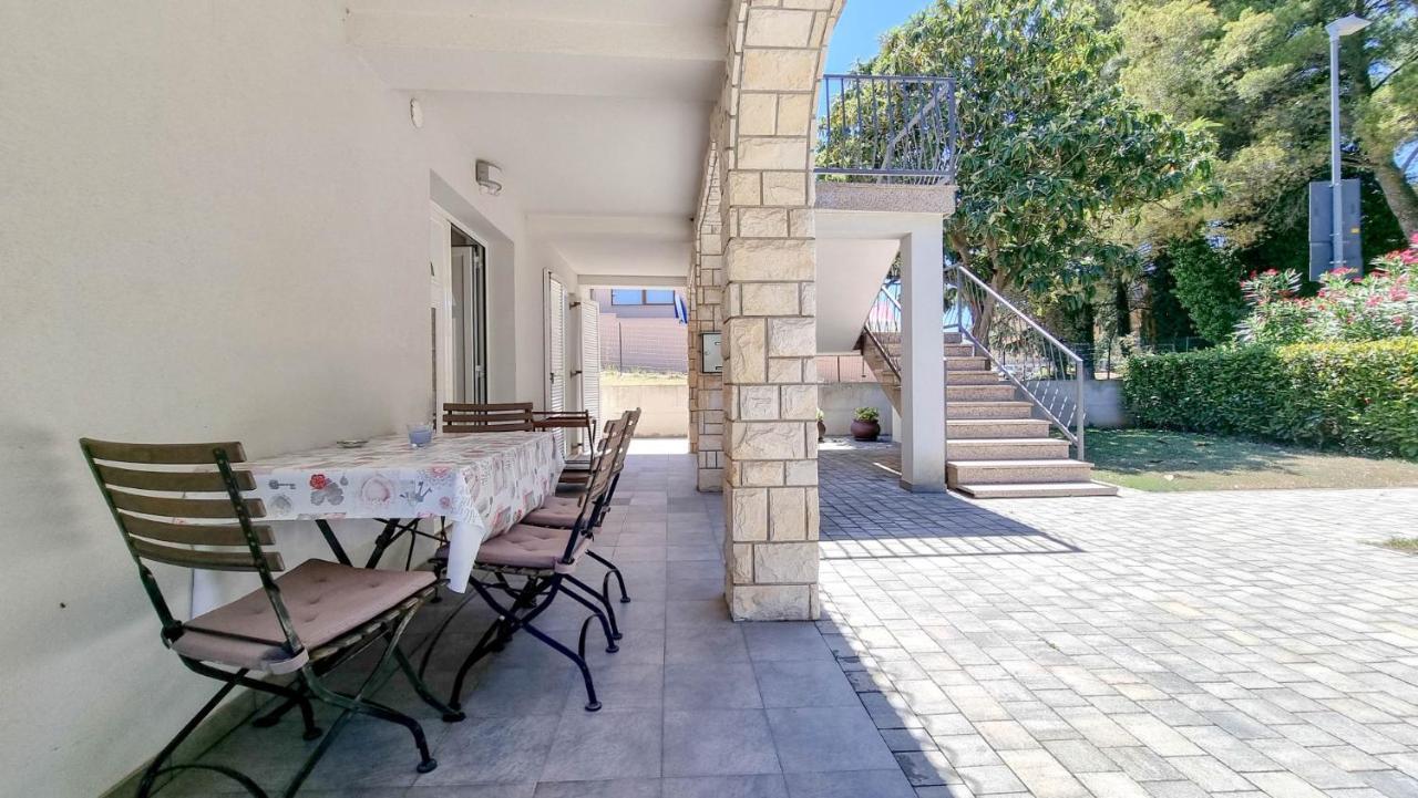 Ena Appartement Novigrad Istria Buitenkant foto